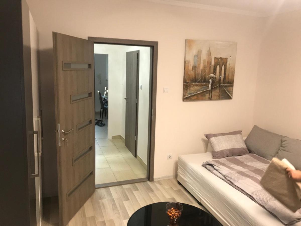 Classic City Apartman Segedin Dış mekan fotoğraf