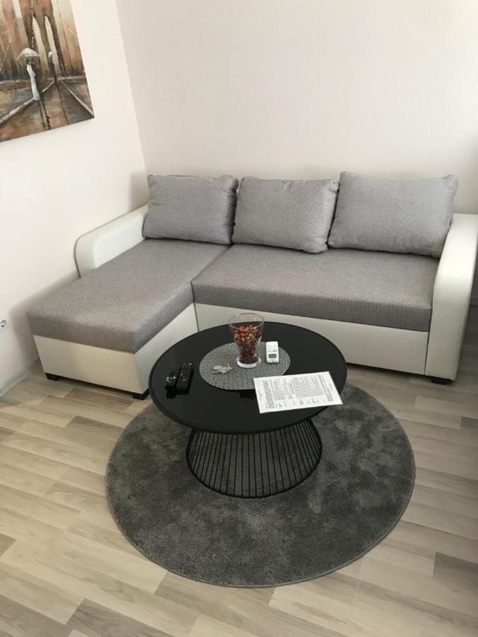 Classic City Apartman Segedin Dış mekan fotoğraf
